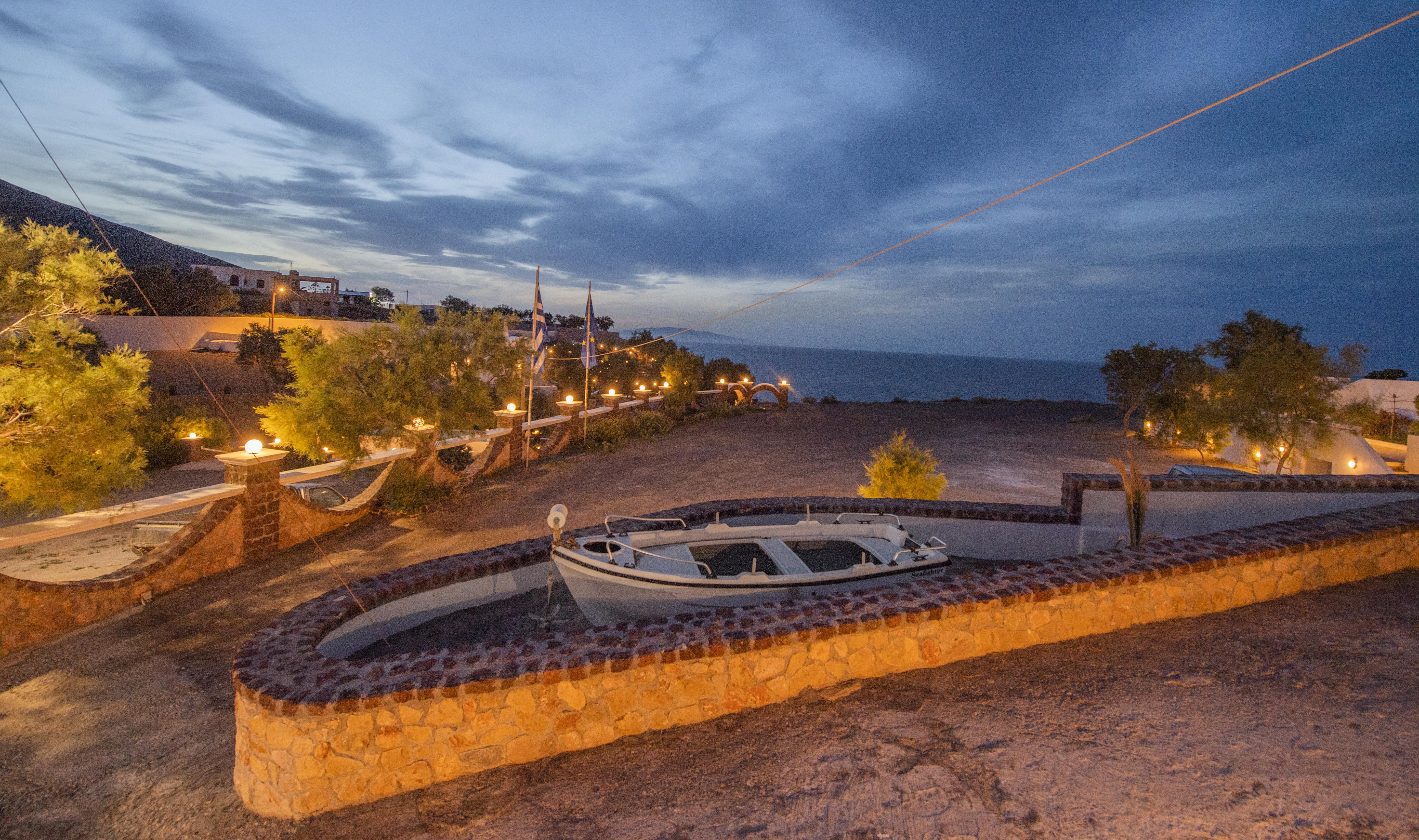 Starlight Luxury Seaside Villa & Suites Imerovigli  Ngoại thất bức ảnh