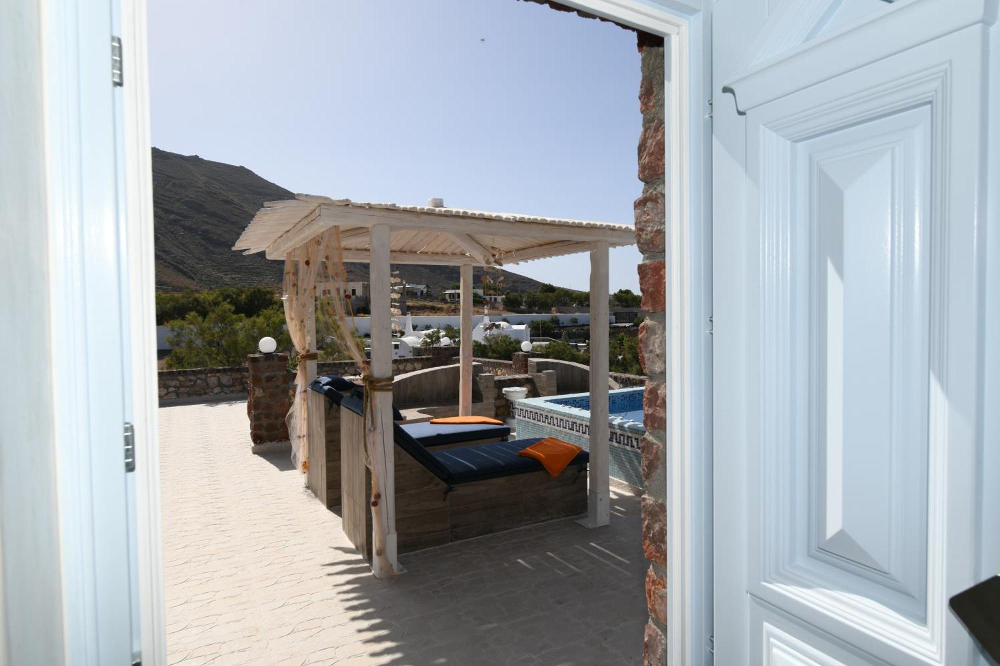 Starlight Luxury Seaside Villa & Suites Imerovigli  Ngoại thất bức ảnh