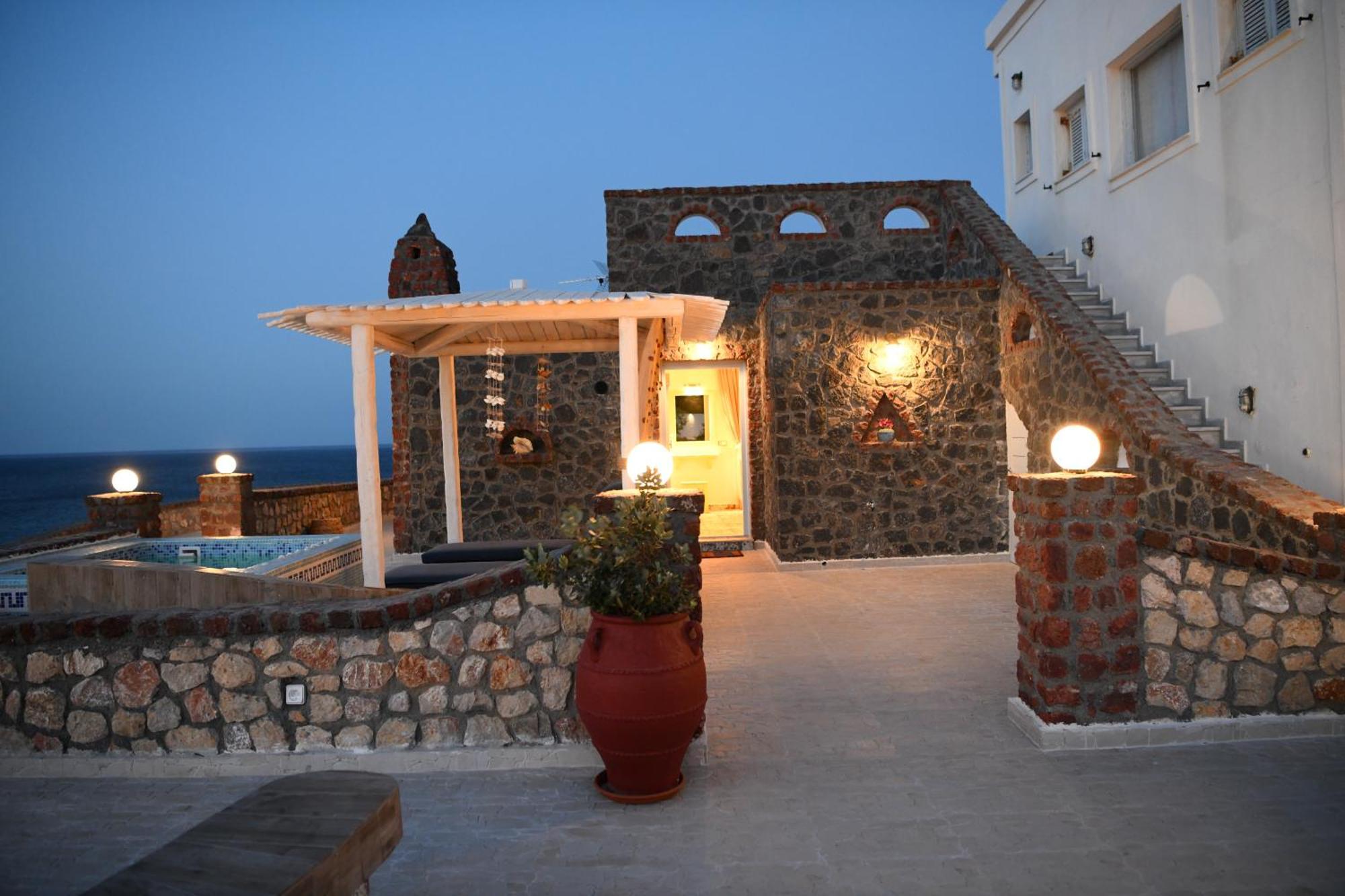 Starlight Luxury Seaside Villa & Suites Imerovigli  Ngoại thất bức ảnh